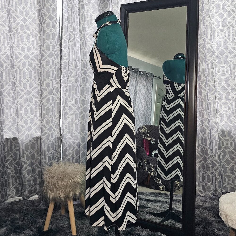 CristinaLove Chevron Maxi Dress – Size S - Picture 2 of 6